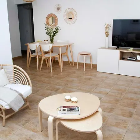 Retama Del Teide, Puerto de la Cruz (Tenerife)