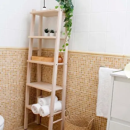 Retama Del Teide, Puerto de la Cruz (Tenerife)