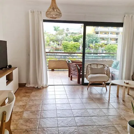 Retama Del Teide, The Modern Oasis, Pool, Parking & Large Terrace * Пуэрто-де-ла-Крус