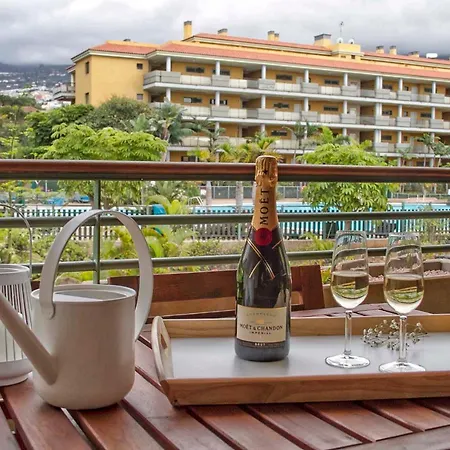 Apartamento Retama Del Teide, The Modern Oasis, Pool, Parking & Large Terrace Puerto de la Cruz (Tenerife)